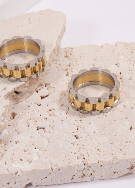 Ring | Cleo Chunky Band | Two Tone