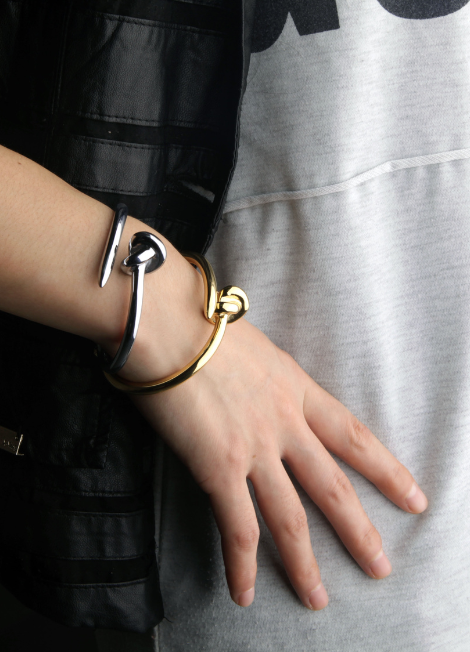 Bangle | Single Knot | 18K Gold Plated SS
