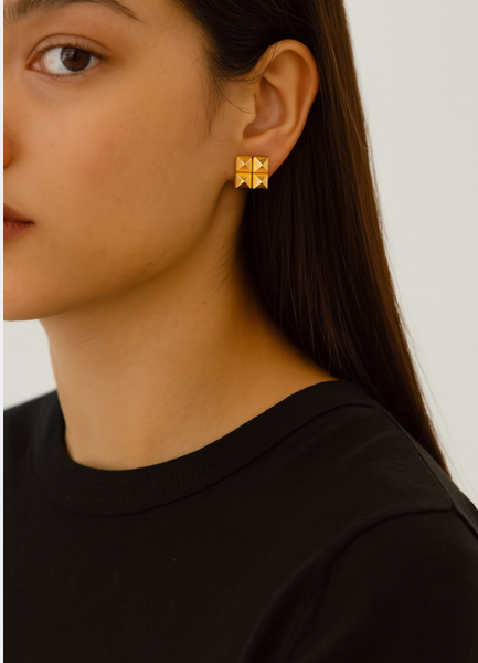pyramid earrings hk, geometric earrings hong kong, bridget earrings hk, 18k gold plated earrings hk, stainless steel jewelry hk, statement earrings for women hk, modern gold earrings hong kong, gift for her hk
