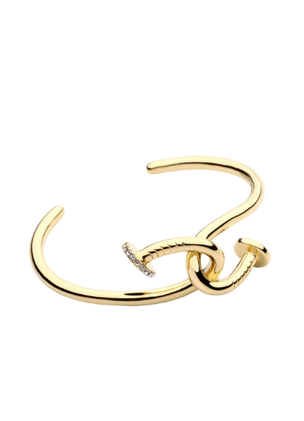Ava Twisted Elegance Bangle in 18K Gold Plating—minimalist sophistication with a modern twist, perfect for chic everyday style in Hong Kong.