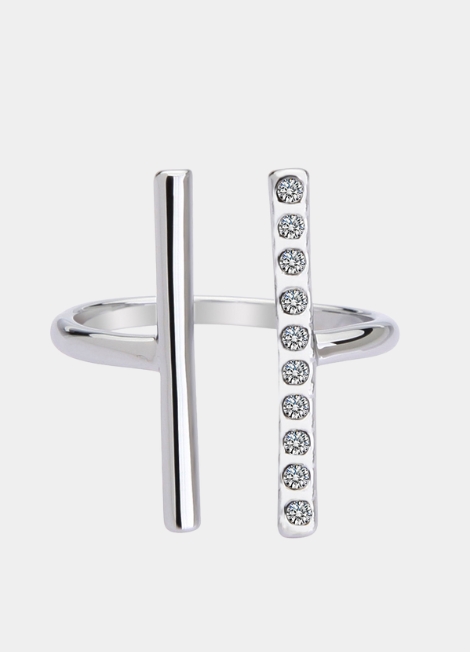 Hariette Zirconia Bar Ring – Silver Plated | Sleek Minimalist Ring for Women in Hong Kong