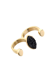 Leah-twin-dual-ring-black-stone-oak_ash-jewellery-smycken-sweden-hongkong-shop-stockholm-3micron-apm-monaco-carolinesvedbom-oakandash-vouge-byjolima-18karatgoldplated