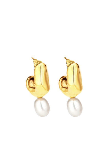 Leona Chunky Pearl Earrings in 18K gold plating