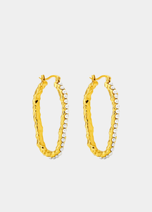 Elegant Minou oval pearl drop earrings in 18K gold plated finish, perfect for timeless and sophisticated style.