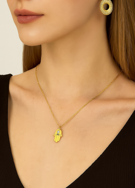 miriam hand necklace hk, hamsa necklace hong kong, gold pendant hk, symbolic jewelry hk, 18k gold plated necklace, stainless steel jewelry hk, gift for her hk
