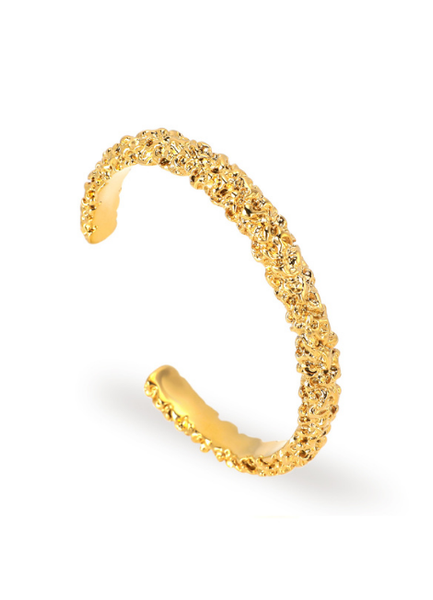 Nancy-Nugget-bangle-mega-statement-oak_ash-jewellery-smycken-sweden-hongkong-shop-stockholm-3micron-apm-monaco-carolinesvedbom-oakandash-vouge-byjolima-18karatgoldplated-75