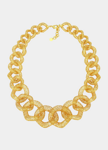 Its modern design makes it perfect for layering with other chains or wearing solo as a statement piece. Lightweight and versatile, the Ida necklace is the ultimate accessory for everyday elegance or evening sophistication.
