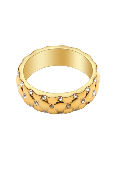 A bold, modern piece perfect for everyday sparkle in Hong Kong. Clean, elegant, timeless.
