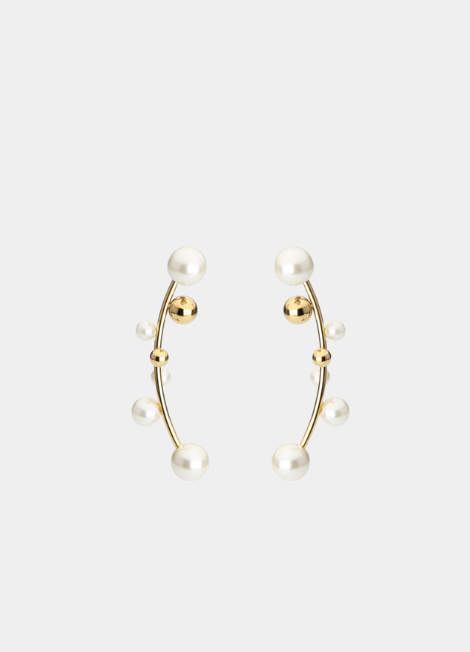 Poppy Pearl Earrings with leaf jacket in 18K gold plating—delicate, nature-inspired elegance perfect for timeless style in Hong Kong.