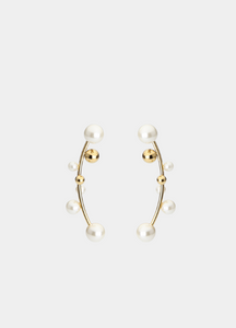 Poppy Pearl Earrings with leaf jacket in 18K gold plating—delicate, nature-inspired elegance perfect for timeless style in Hong Kong.