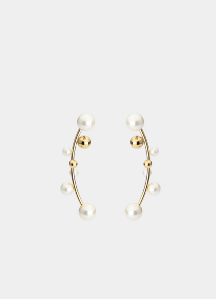 Poppy Pearl Earrings with leaf jacket in 18K gold plating—delicate, nature-inspired elegance perfect for timeless style in Hong Kong.