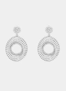 Stella Hollow Bold Earrings in silver plating—modern, lightweight statement hoops that elevate any look. Perfect everyday style in Hong Kong.