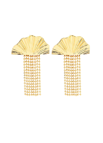 Add a sunny flair to your style with the Summer Tassel Earrings in 18K gold plating. Light, bold, and perfect for summer days in Hong Kong.