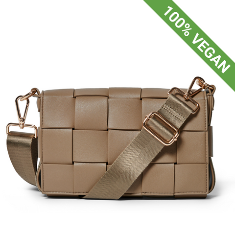 ceannis-new-braided-bag-shoulderbag-stockholm-shop-bottega-venetta-sale-taupe-stockholm-shop-sale

