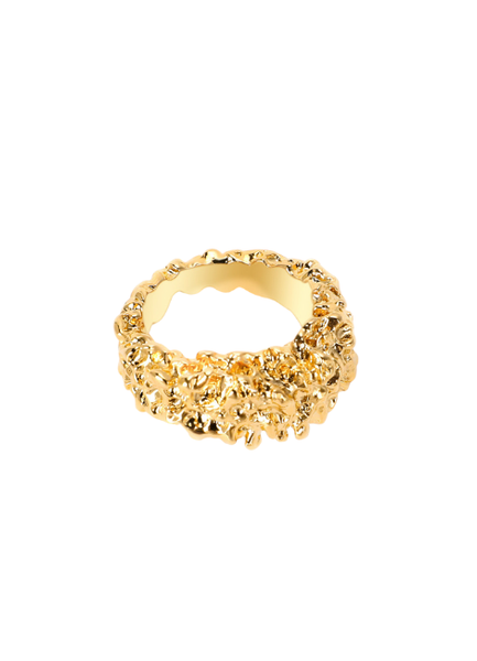 nancy-nugget-wide-gold-oak_ash-jewellery-smycken-sweden-hongkong-shop-stockholm-3micron-apm-monaco-carolinesvedbom-oakandash-vouge-18karatgoldplated-93