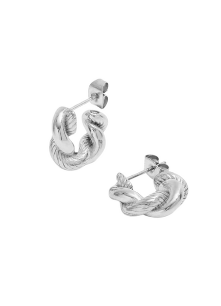 oak-and-ash-jewellery-silver-petite-croissant-earrings-stockholm-sweden-hongkong-waterproof-gymproof