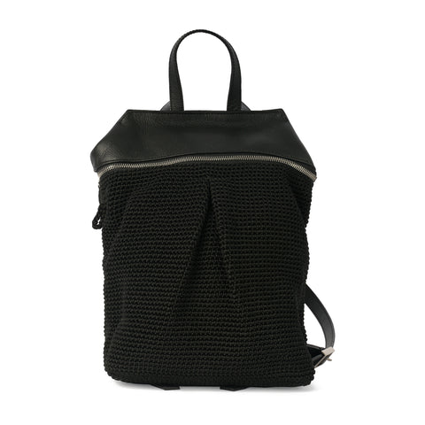 Ceannis Crochet backpack is the ideal "city chic must have" item this spring/summer.  A soft, functional bag that is worn nicely on the shoulder. There is a compartment inside the bag that