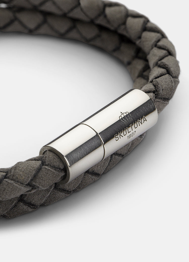 Suede Bracelet | Grey - STOCKHOLM 