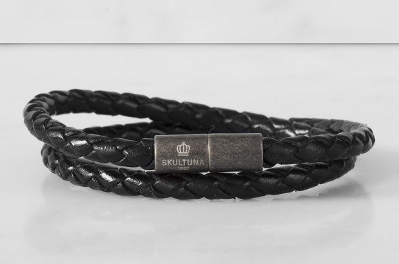 Leather Bracelet | The Stealth Bracelet | Black - STOCKHOLM 