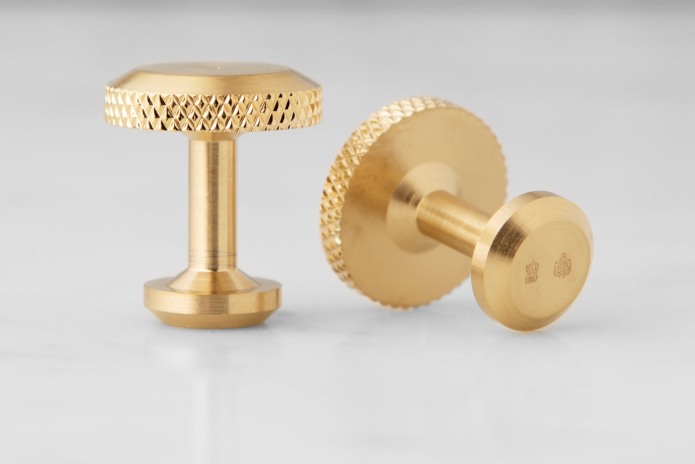 Cufflinks | Icon | Model 8 | Matte Gold - STOCKHOLM 