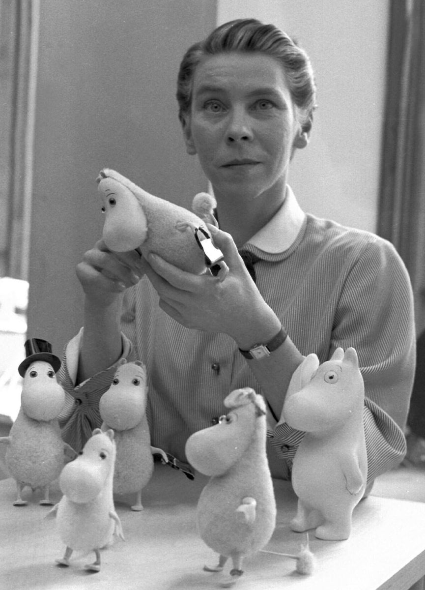 Cufflinks | Moomin  | Gold Plated | Dancing Moomintroll | Blue