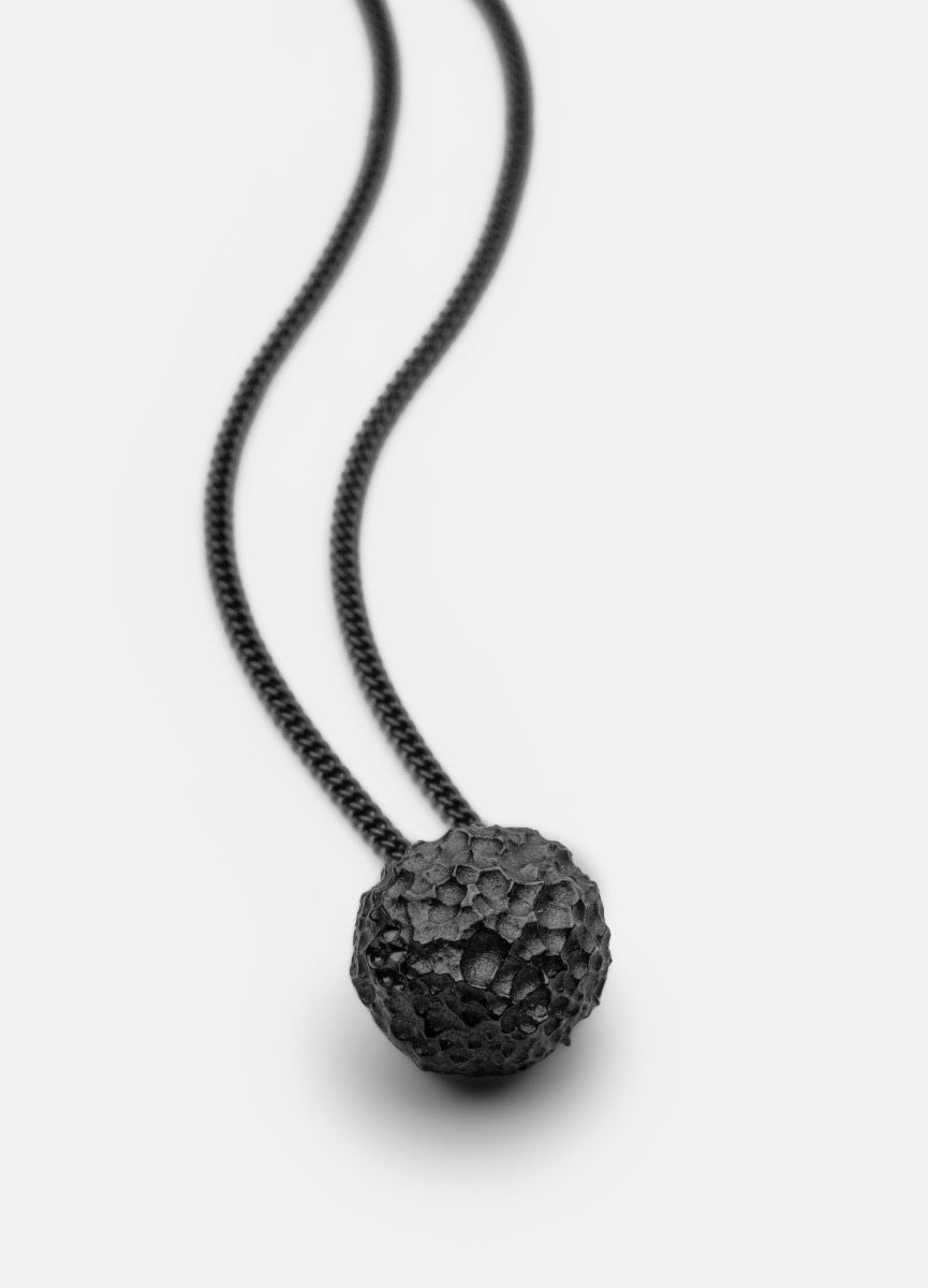 Necklace | Opaque Objects | Titanium Black